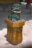 狮子垃圾箱 lion