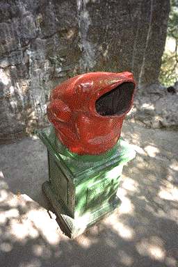 青蛙垃圾箱 frog