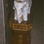 象垃圾箱 elephant